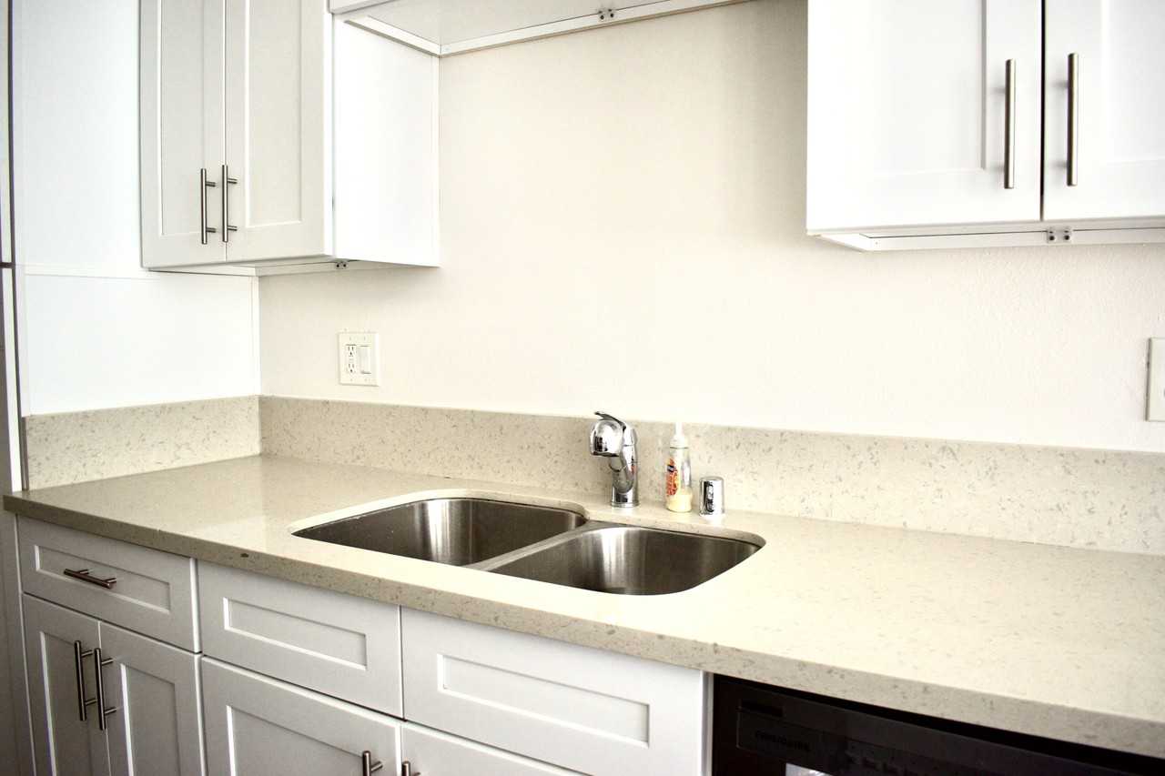 336 N Ogden Dr - Photo 7 of 19