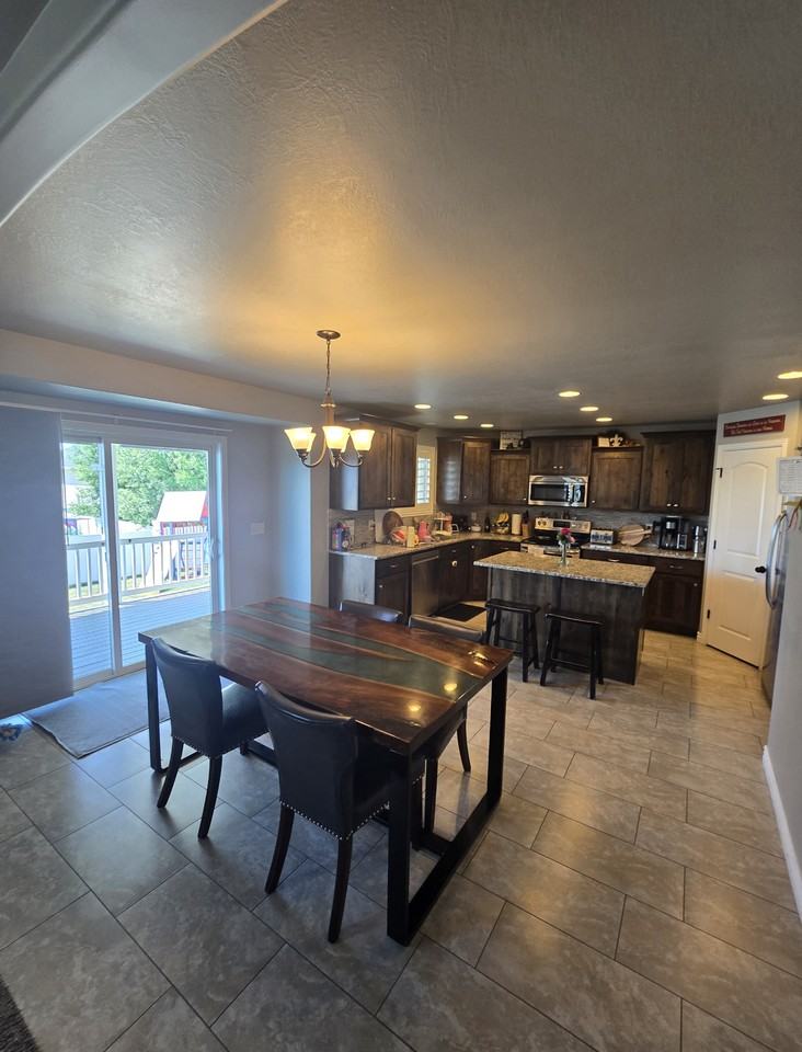 2155 Nw - Photo 6 of 22
