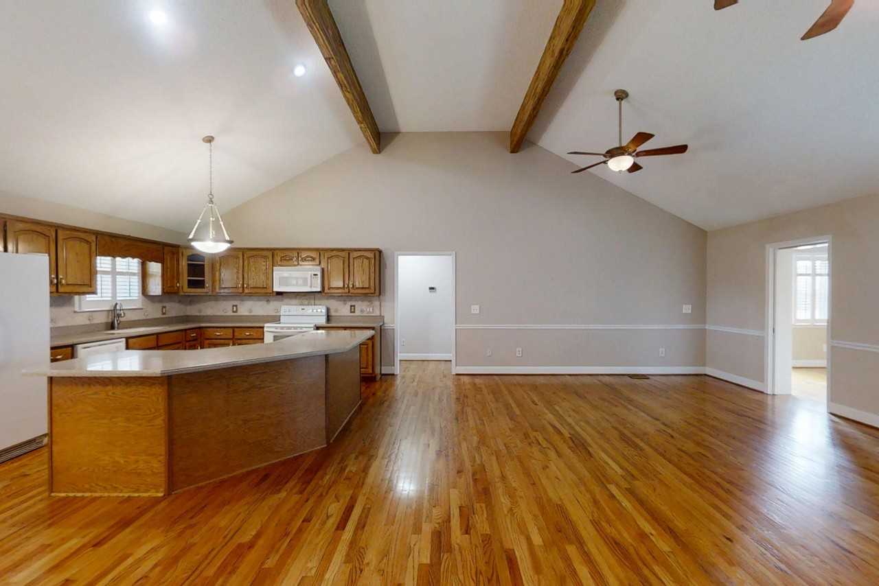28 Summerwind Dr - Photo 6 of 50