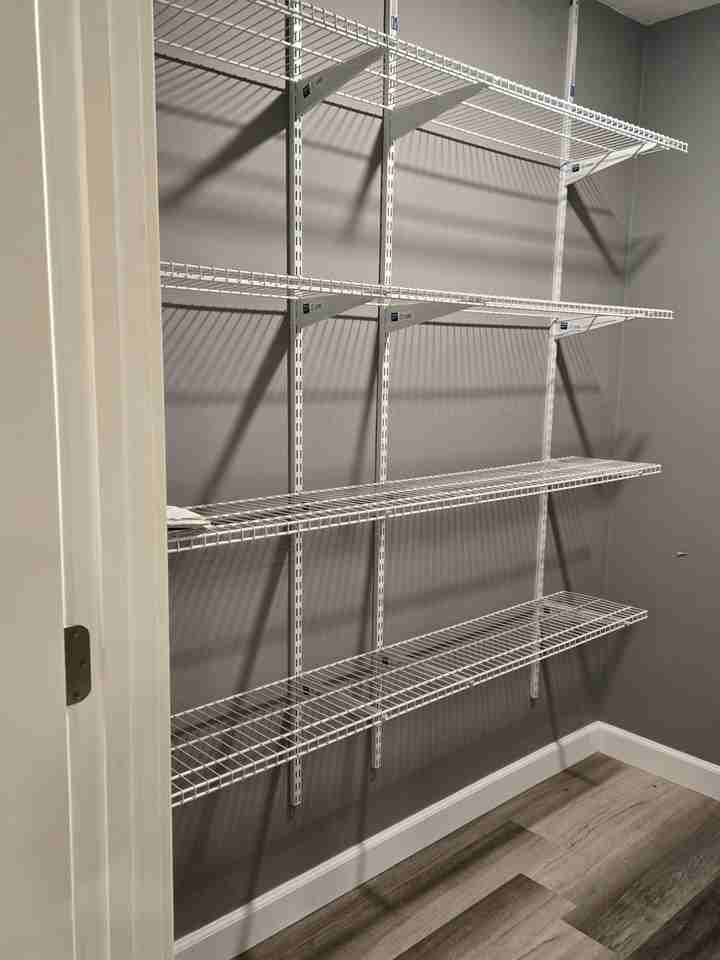 1700 E Mechanic St - Photo 7 of 42