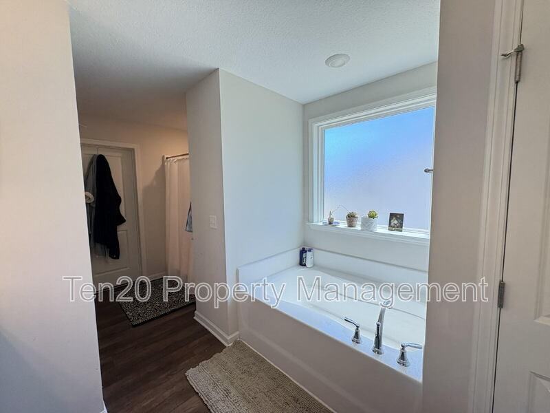 9957 Long Leaf Pine Dr - Photo 7 of 12