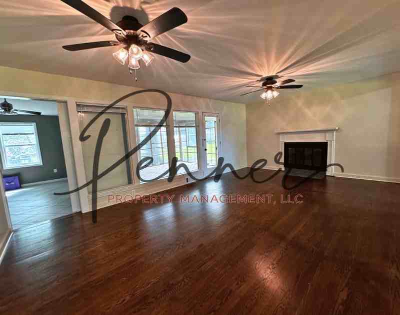 3638 Blue Ridge Blvd - Photo 3 of 17