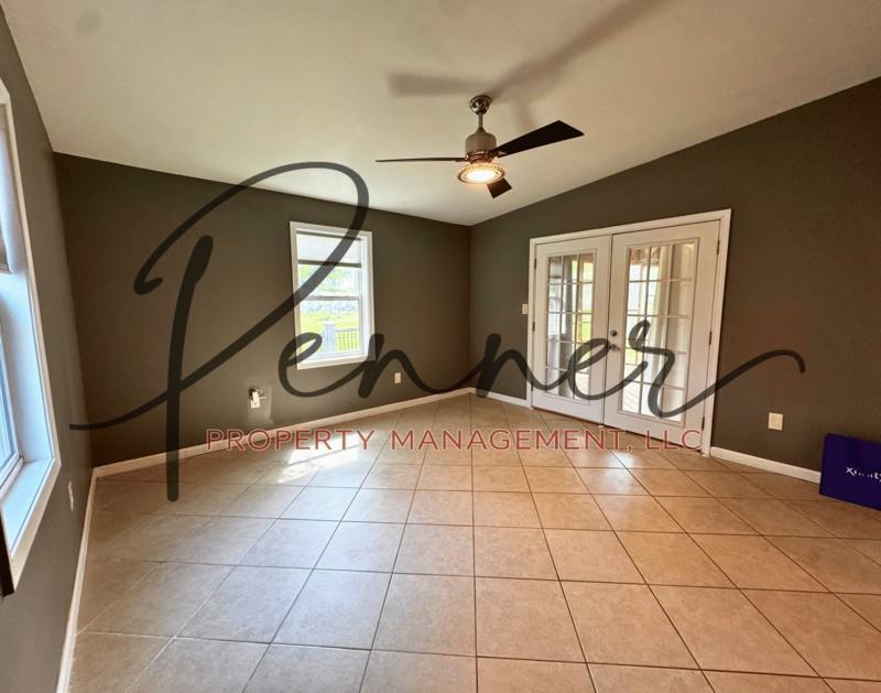 3638 Blue Ridge Blvd - Photo 7 of 17
