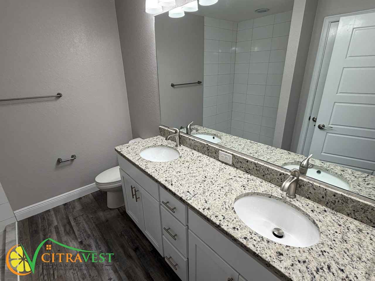 9995 N Sandree Dr - Photo 7 of 13