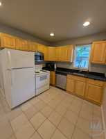 featured image of 3 Barton St #3