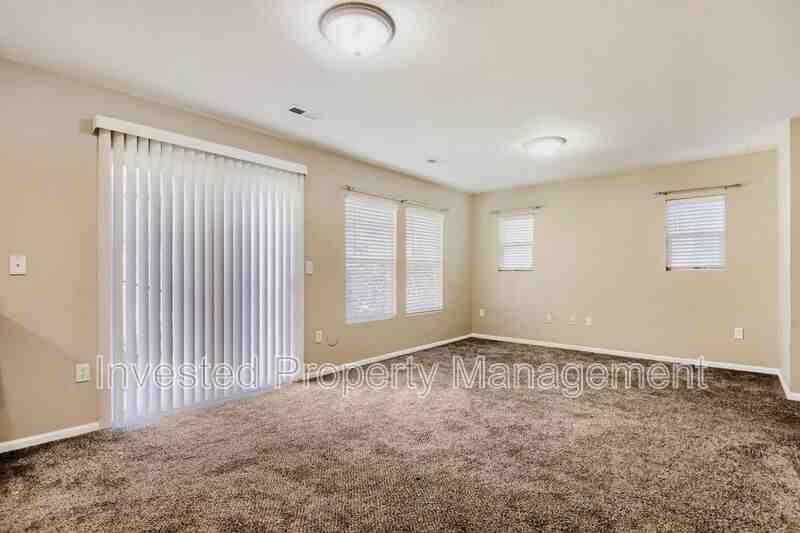 11602 Fenwick Cir - Photo 4 of 20