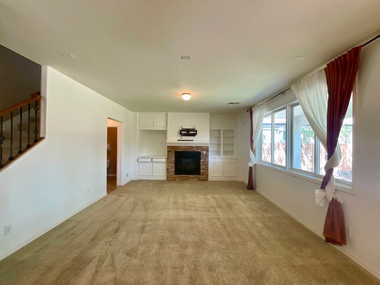 3731 N 293rd Dr - Photo 4 of 30
