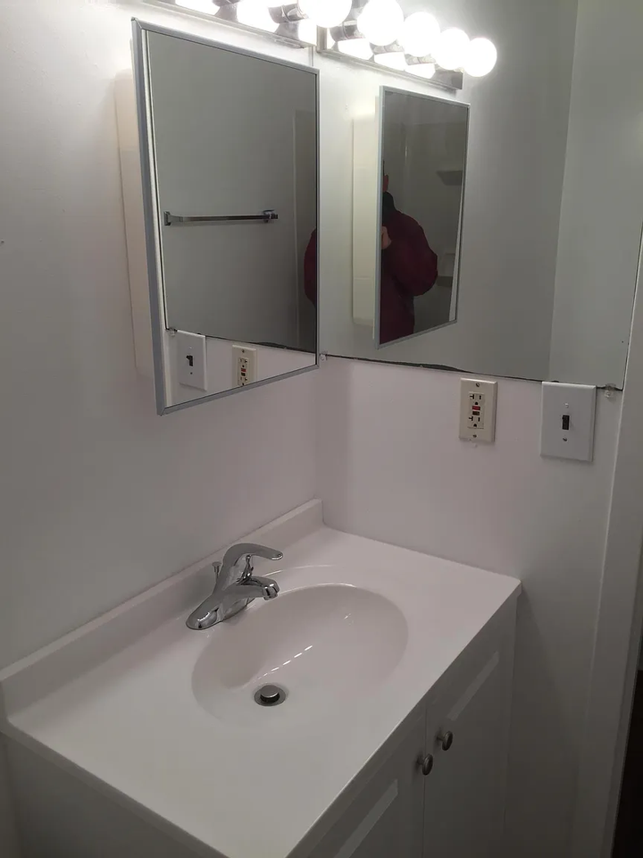 206 W Broadway - Photo 2 of 12