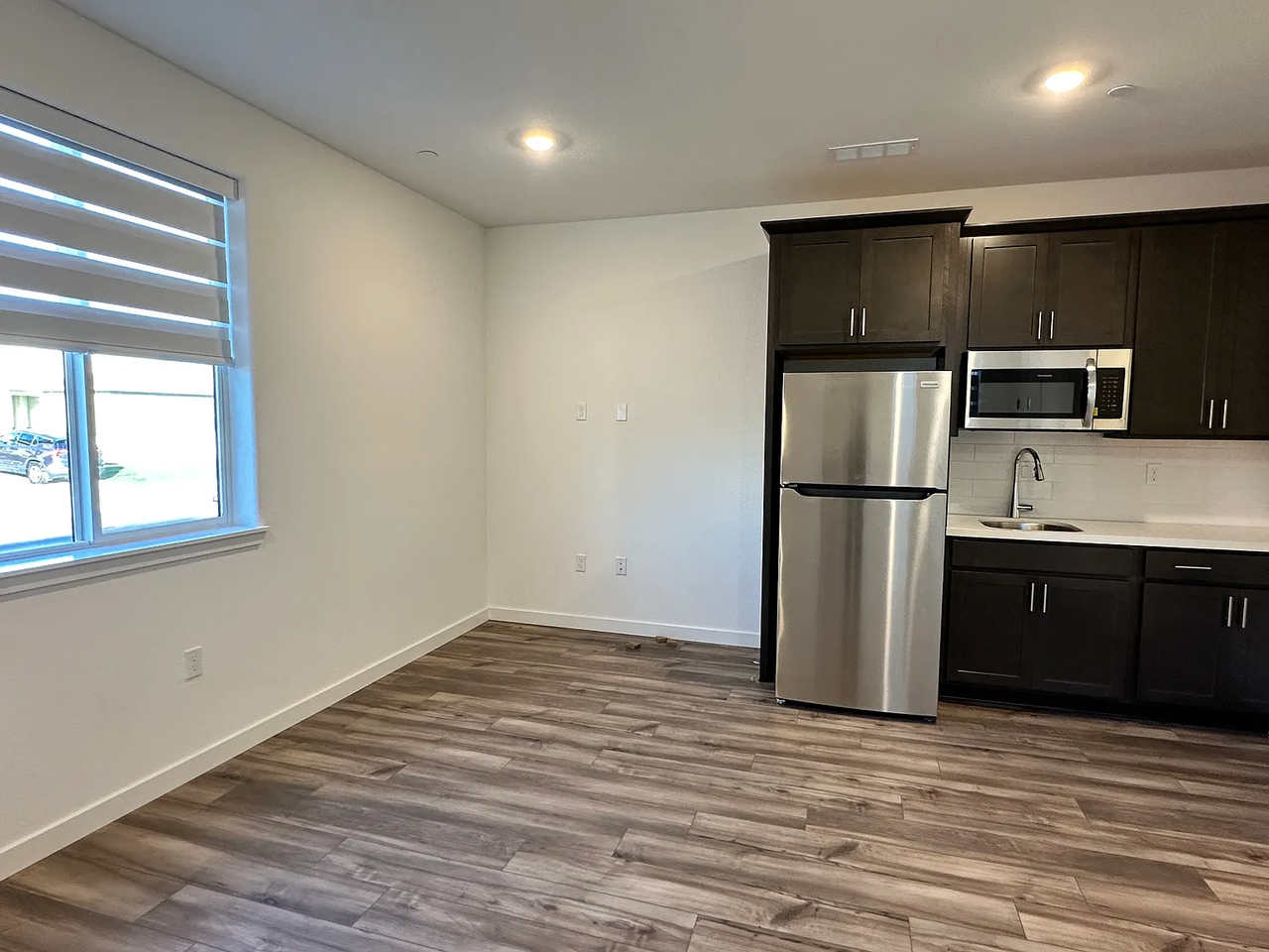 4124 Clipper Yacht Ave - Photo 7 of 9
