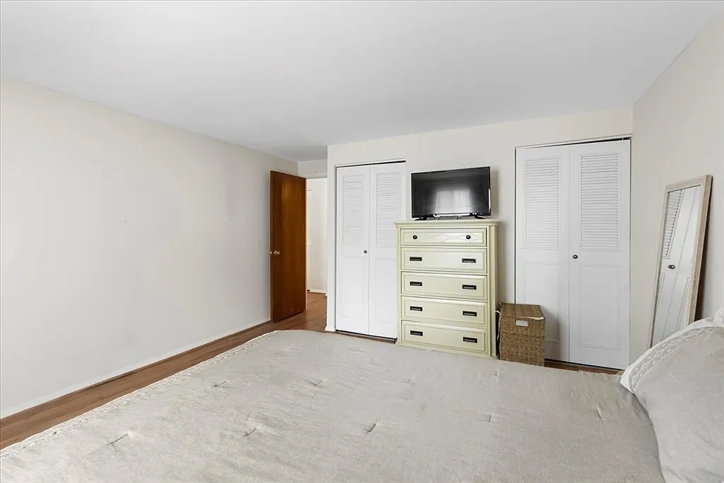 96 Main St #C5 - Photo 6 of 14