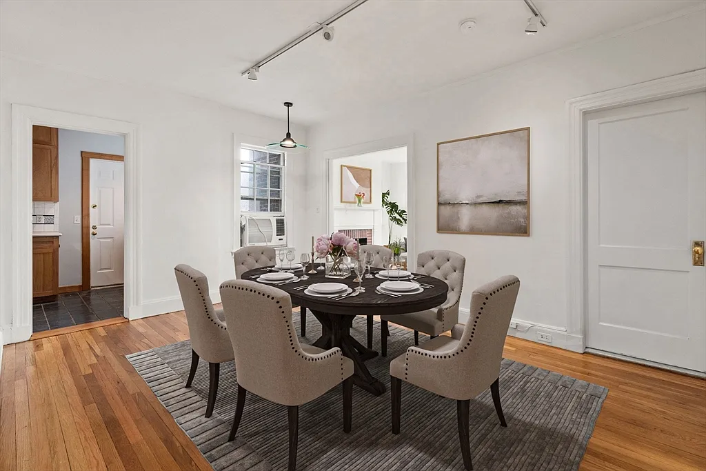 41 Linnaean St #45 - Photo 5 of 14