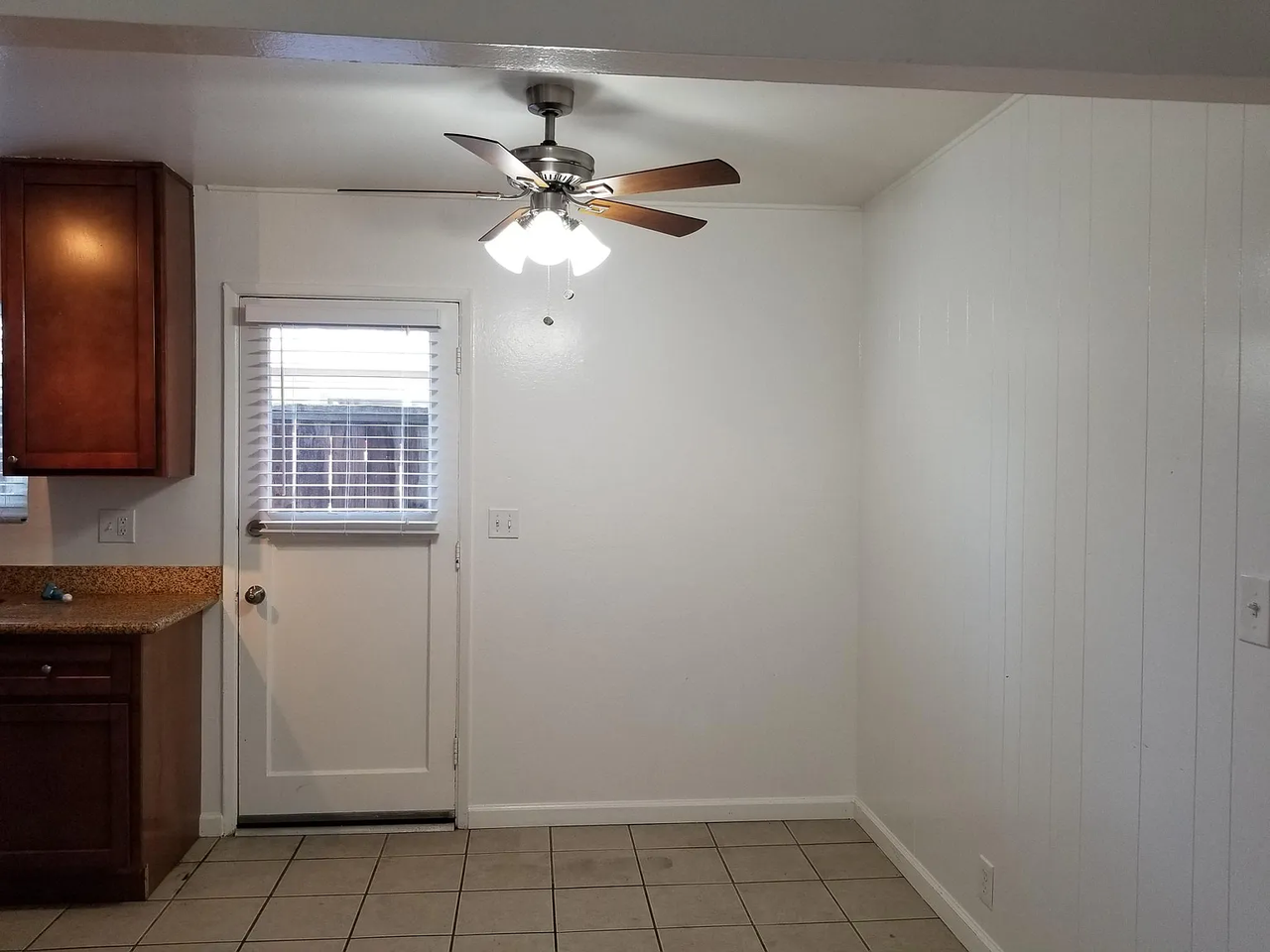330 Ventura Ave - Photo 7 of 13