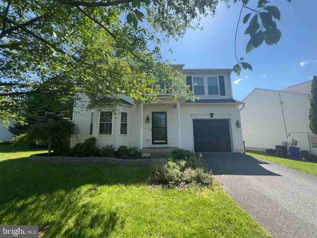1206 Lake Coventry Ct - Photo 2 of 25
