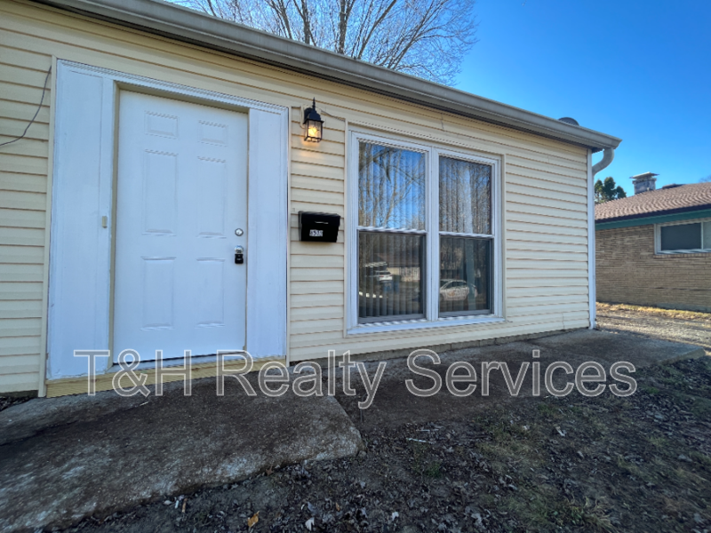8513 E 37th Pl - Photo 5 of 33