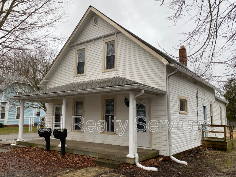 100 N Muessing St - Photo 2 of 21