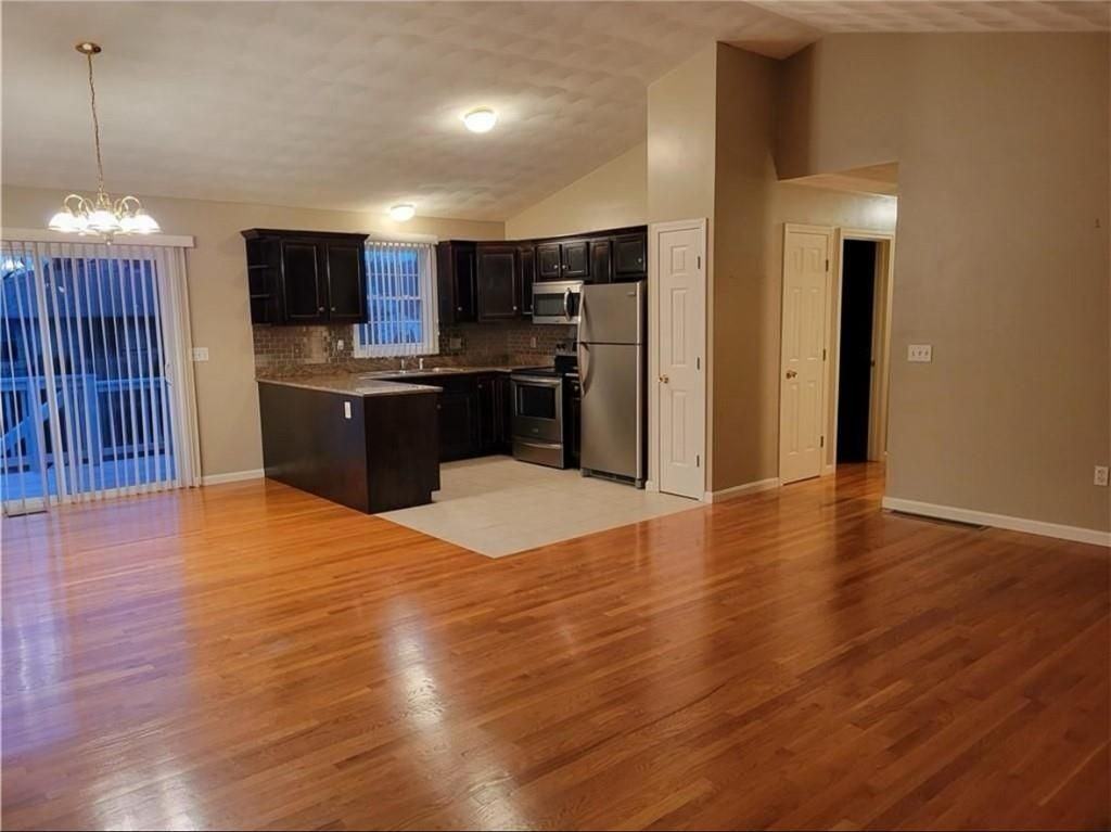 15 S Locust Ave ##1 - Photo 3 of 9