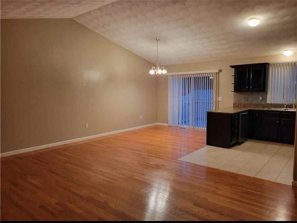 15 S Locust Ave ##1 - Photo 4 of 9