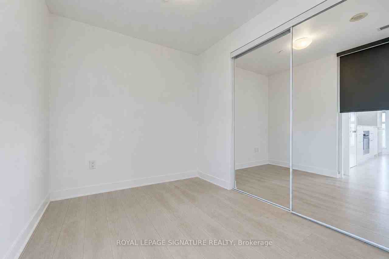 170 Sumach Street #1909 - Photo 6 of 27