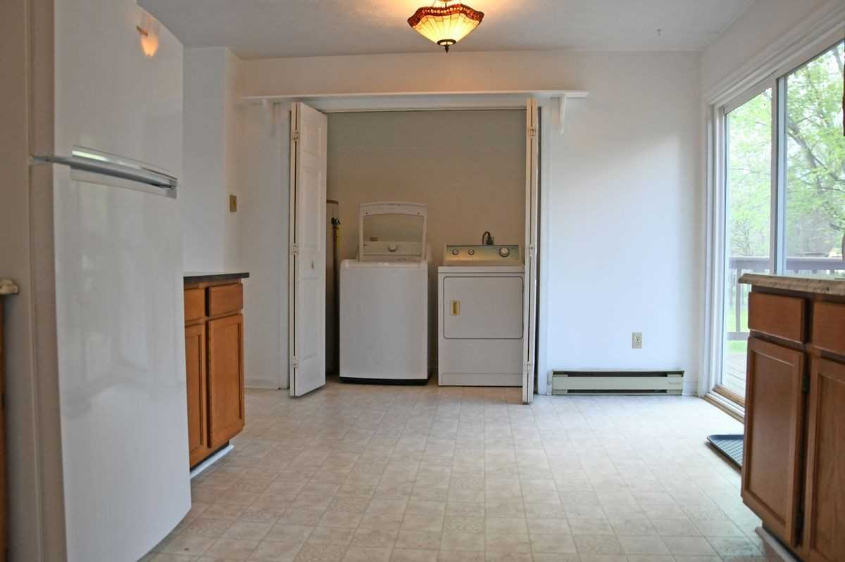 218 Bluebird Dr - Photo 5 of 12