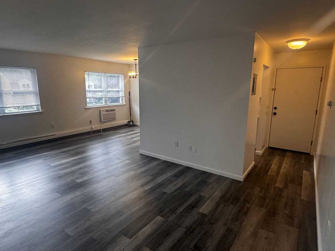 7 Windsor Ter - Photo 5 of 8