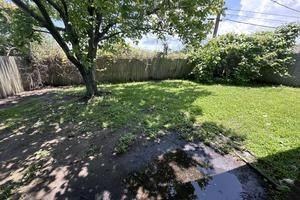 2820 Williamsburg Dr - Photo 2 of 5