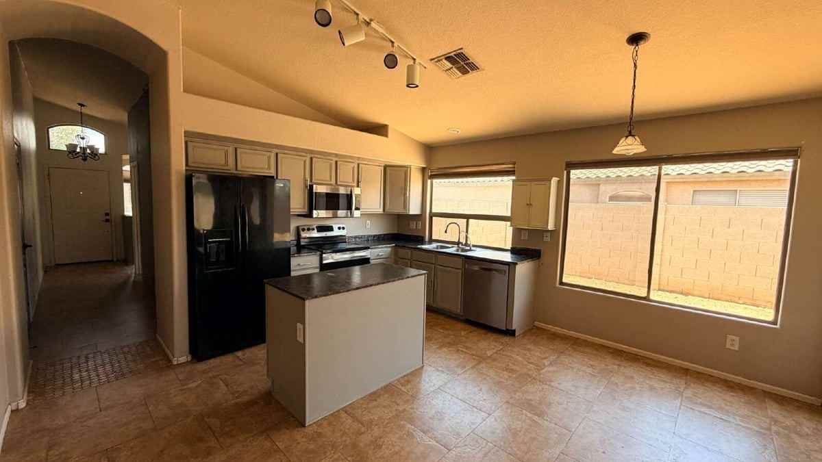43878 W Wade Dr - Photo 7 of 15