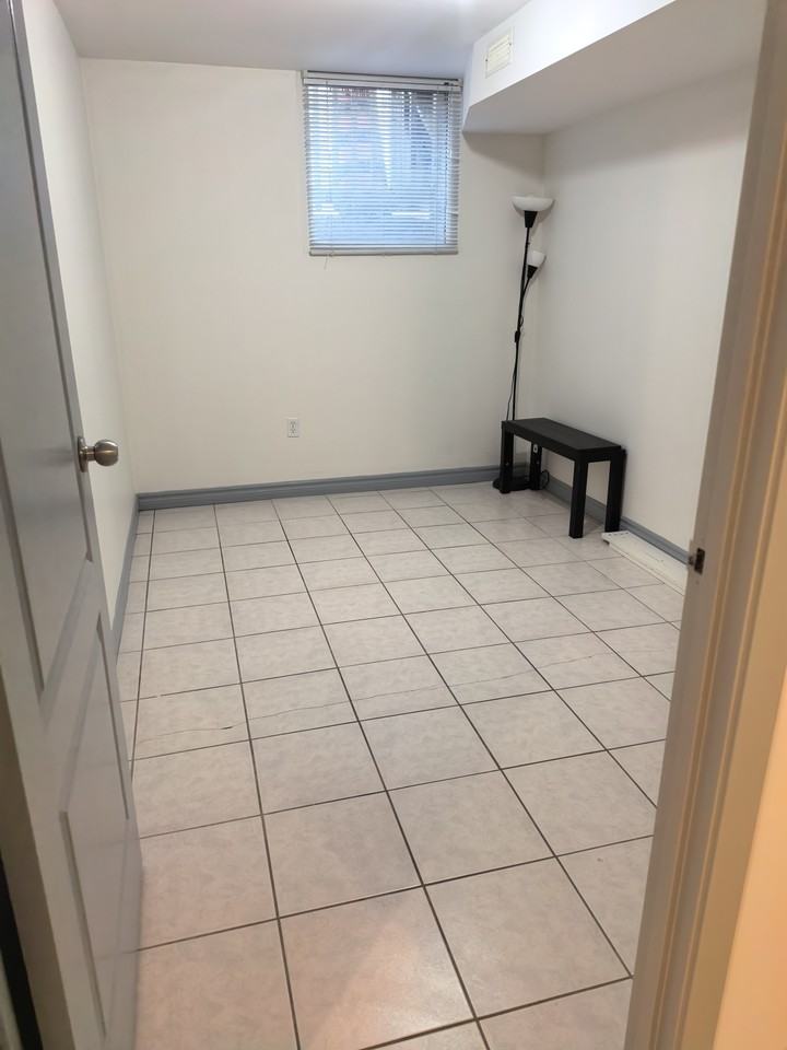 Henry St - Photo 5 of 8