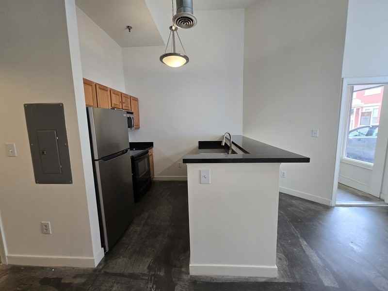 302 Goshen St #100 - Photo 5 of 12