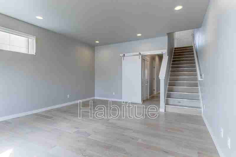 1639 W Idaho St - Photo 3 of 18