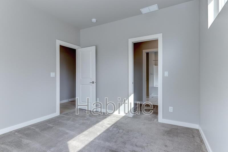 1639 W Idaho St - Photo 5 of 18