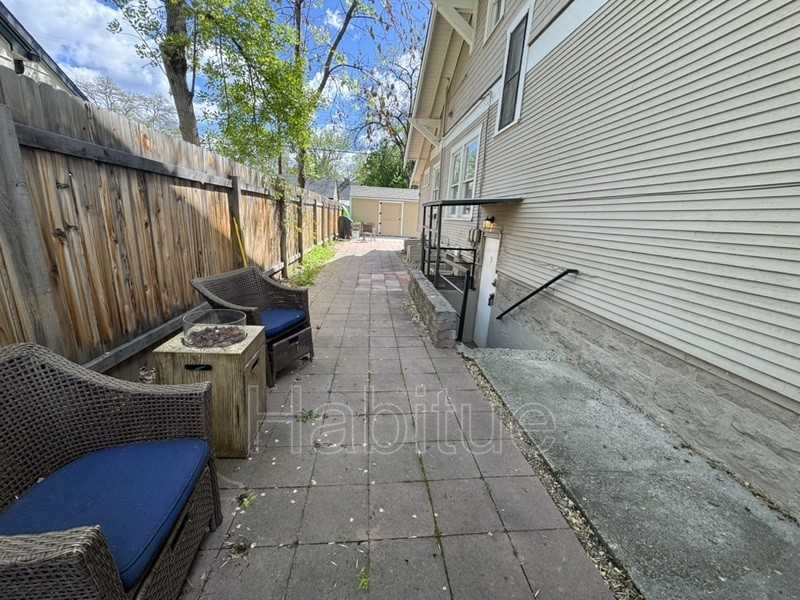1110 N 8th St #3 - Photo 7 of 7