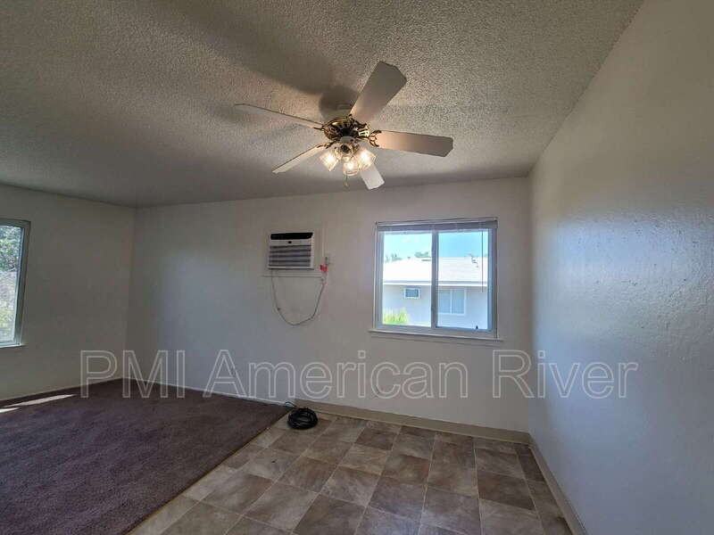 6124 Terrell Dr #3 - Photo 5 of 13