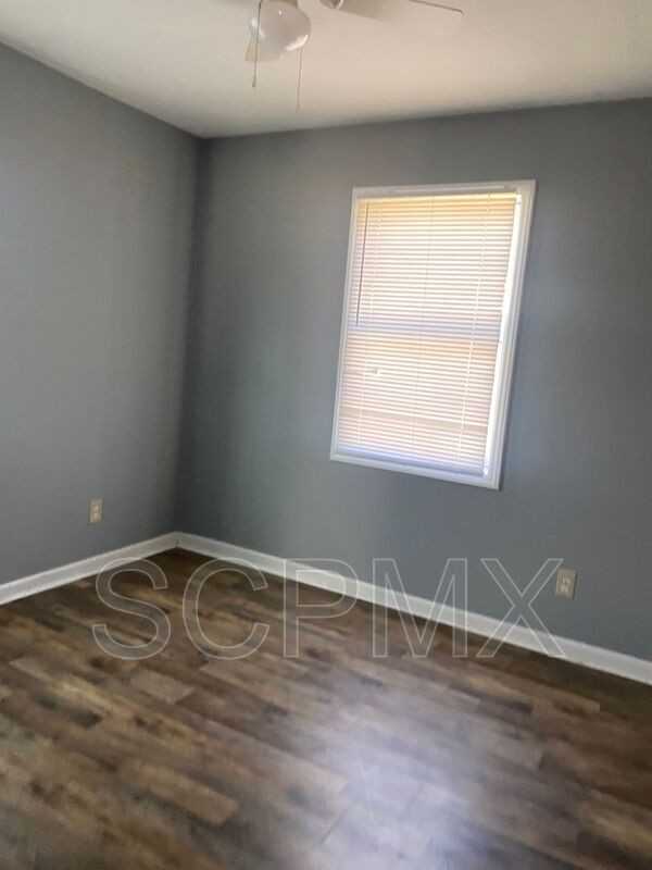 508 Pryor St - Photo 2 of 4