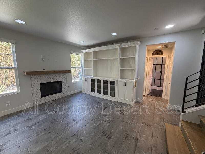 2547 Cornerstone Ln - Photo 3 of 42