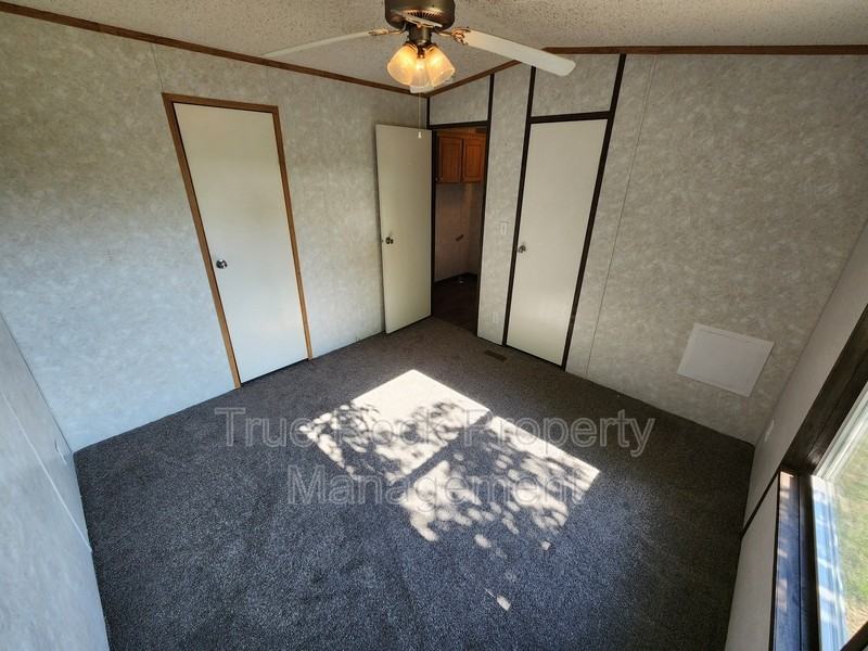 16159 County Road 3594 - Photo 5 of 11