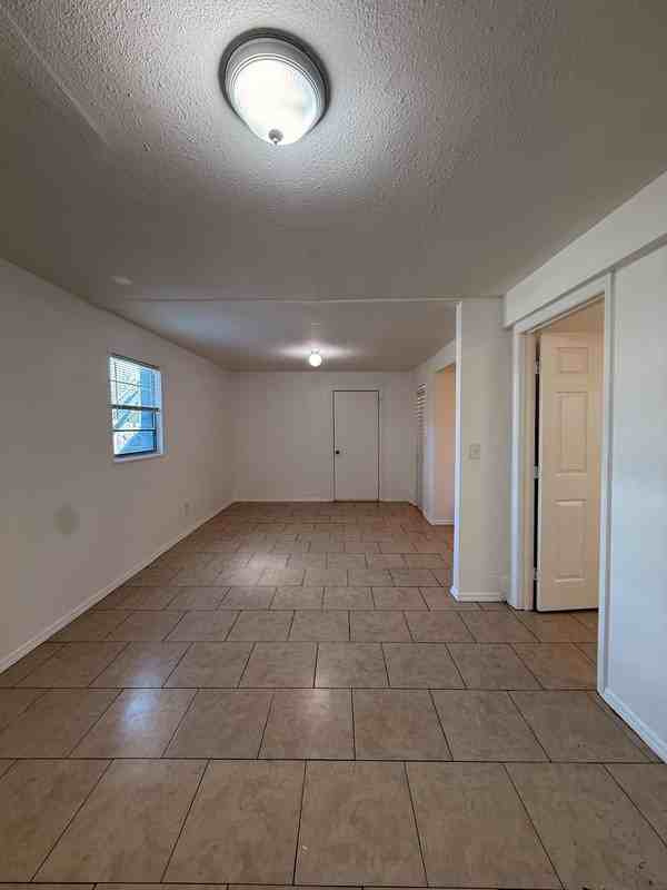 810 20th Ave S - Photo 5 of 14