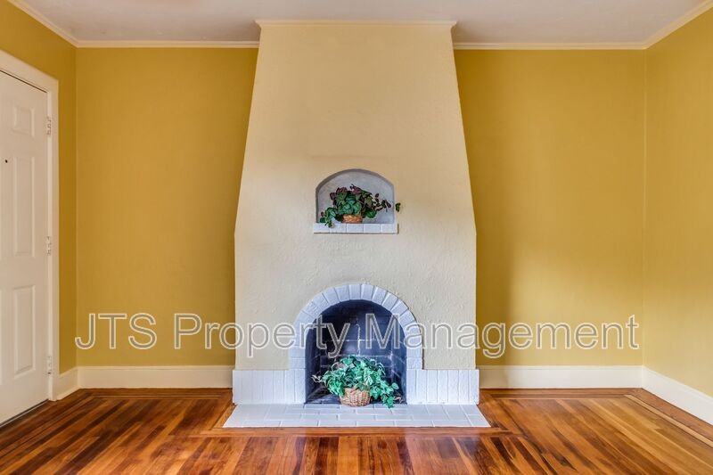 1803 Burnett Way #1803 - Photo 7 of 18