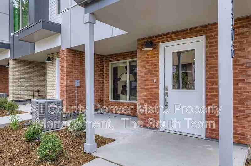 15312 W 69th Pl - Photo 2 of 25