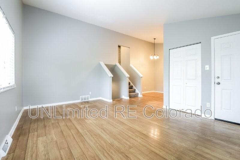 9132 Osceola St - Photo 4 of 17