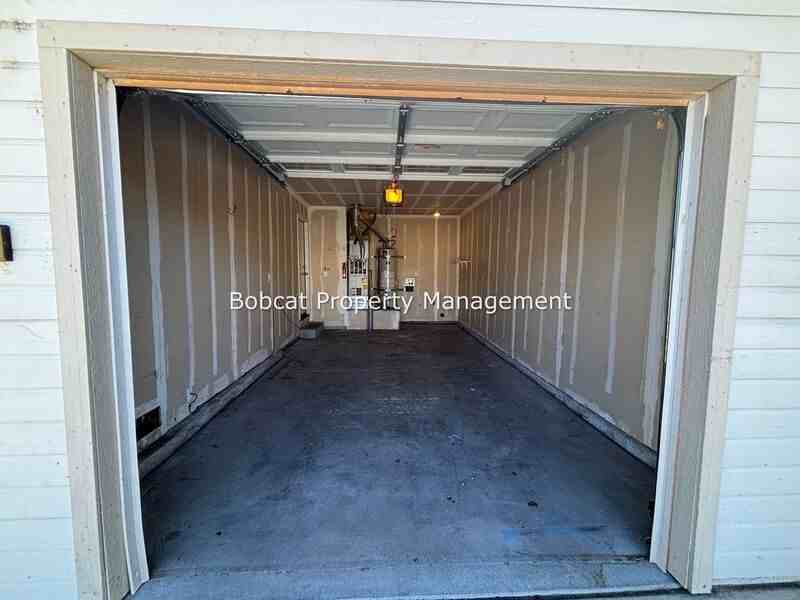 217 Meadowood Ct #A - Photo 5 of 37