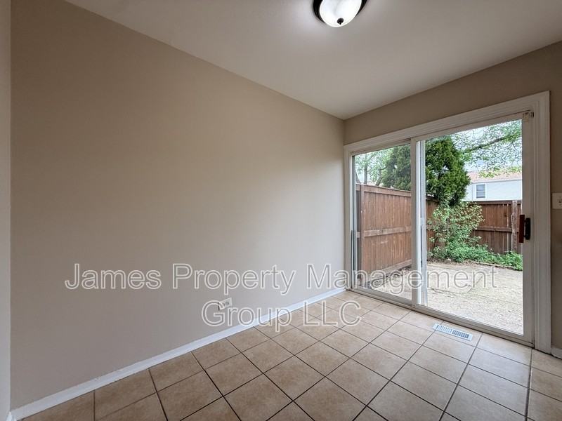 1912 Huntington Blvd - Photo 5 of 10