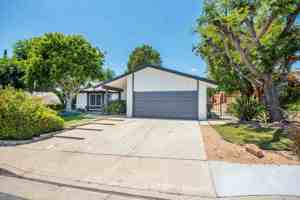 featured image of 4395 Avenida De Las Flores