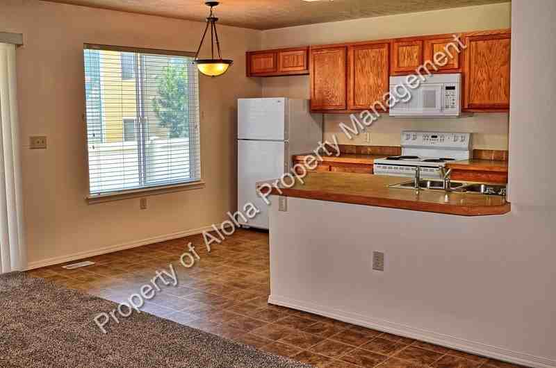 1039 W Pine Ave #2 - Photo 4 of 17