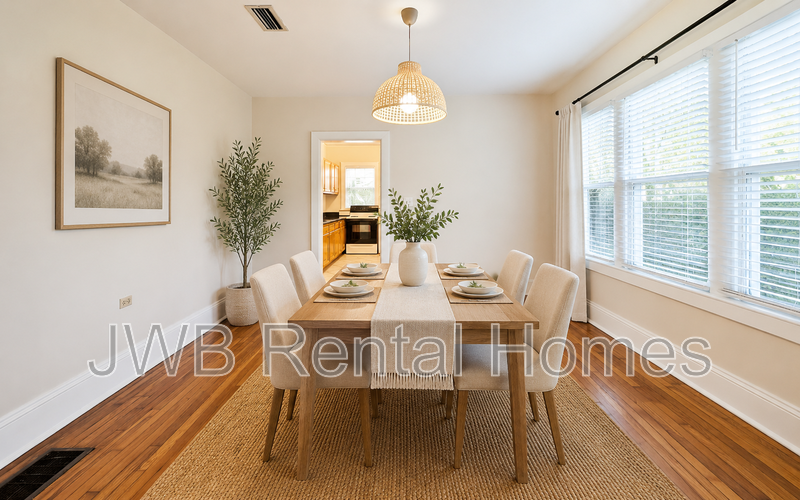 1060 Cherry St - Photo 5 of 14
