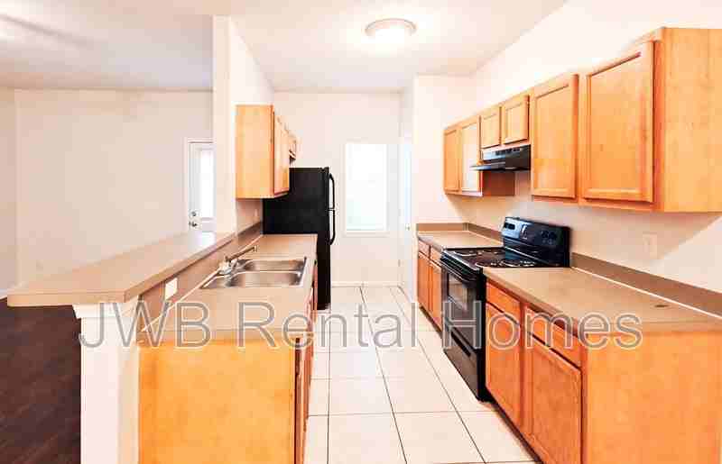 1626 Stimson St - Photo 2 of 13