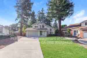 featured image of 8 Voss Park Cir