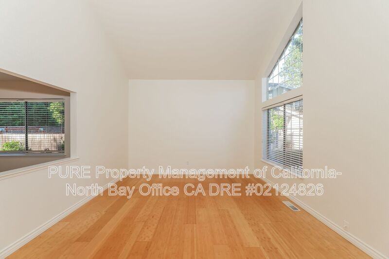 8 Voss Park Cir - Photo 6 of 33
