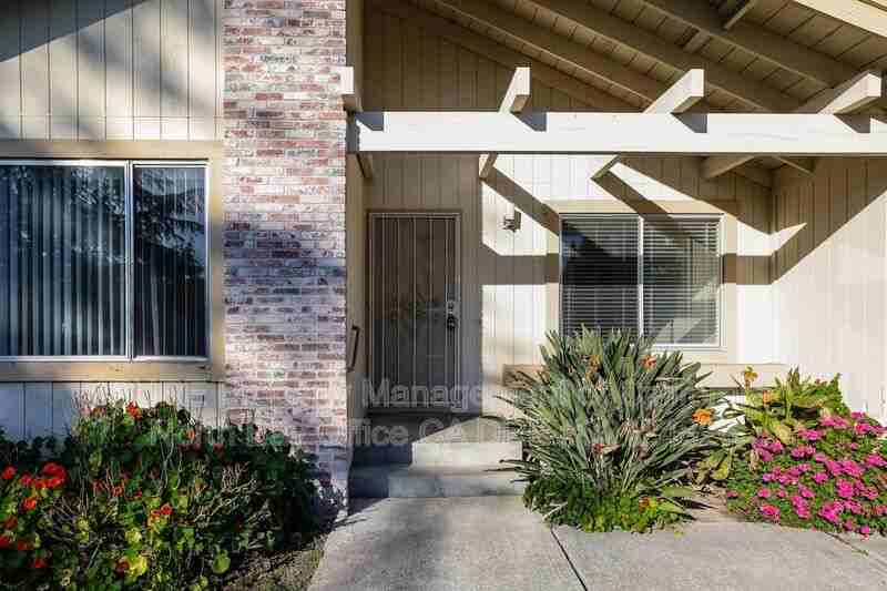 5336 Alyssum Ct - Photo 2 of 33
