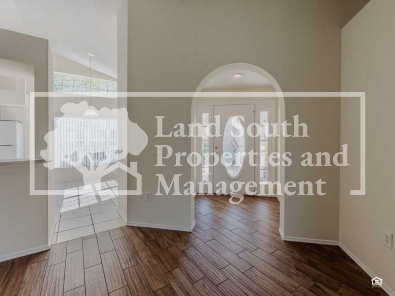 7053 Cascades Ct - Photo 4 of 22