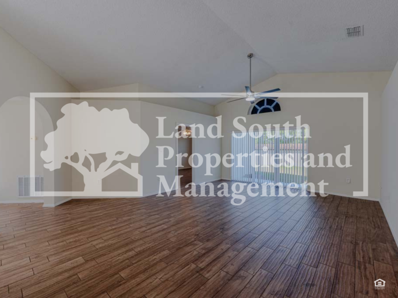 7053 Cascades Ct - Photo 7 of 22